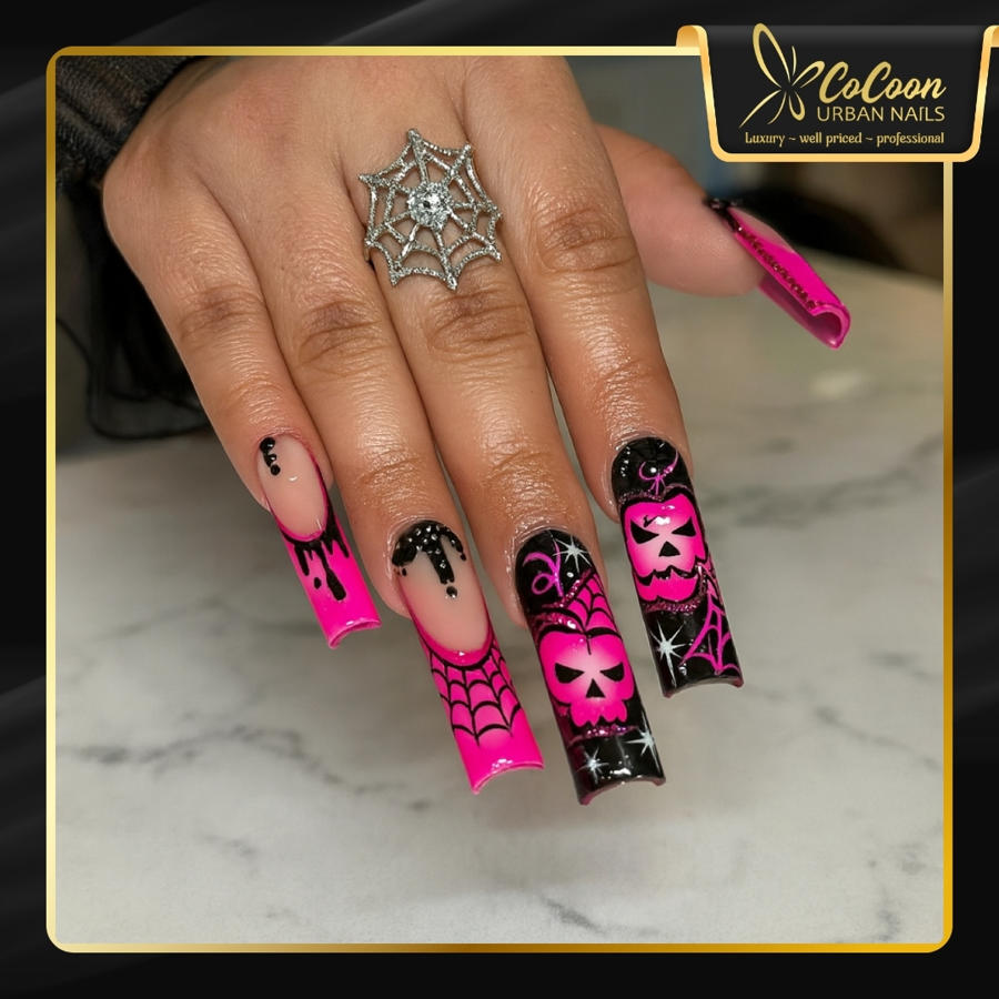 Halloween nail design